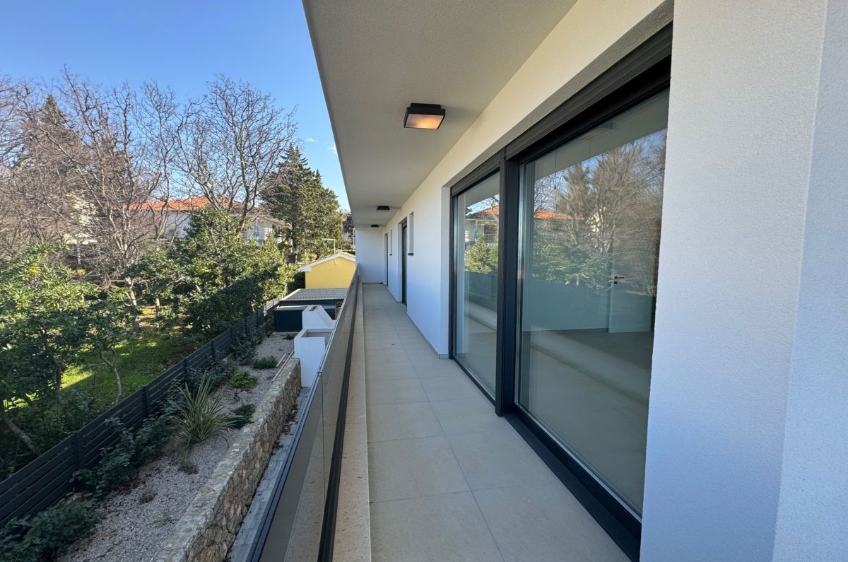 Hi&#353;a, prodaja, Njivice, Hrvatska, 208 m2, 1.340.000,00 EUR