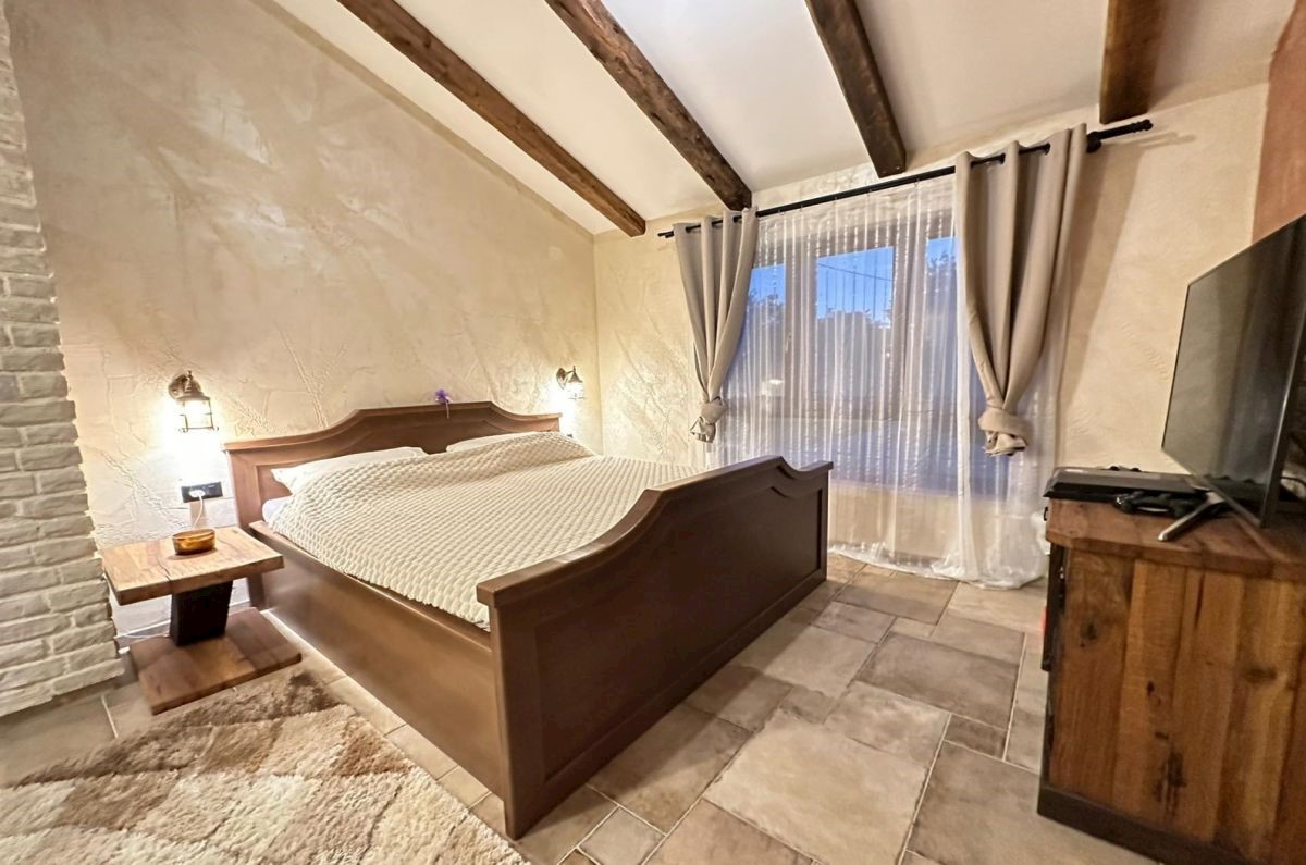 Hi&#353;a, prodaja, Dobrinj, Hrvatska, 200 m2, 955.000,00 EUR