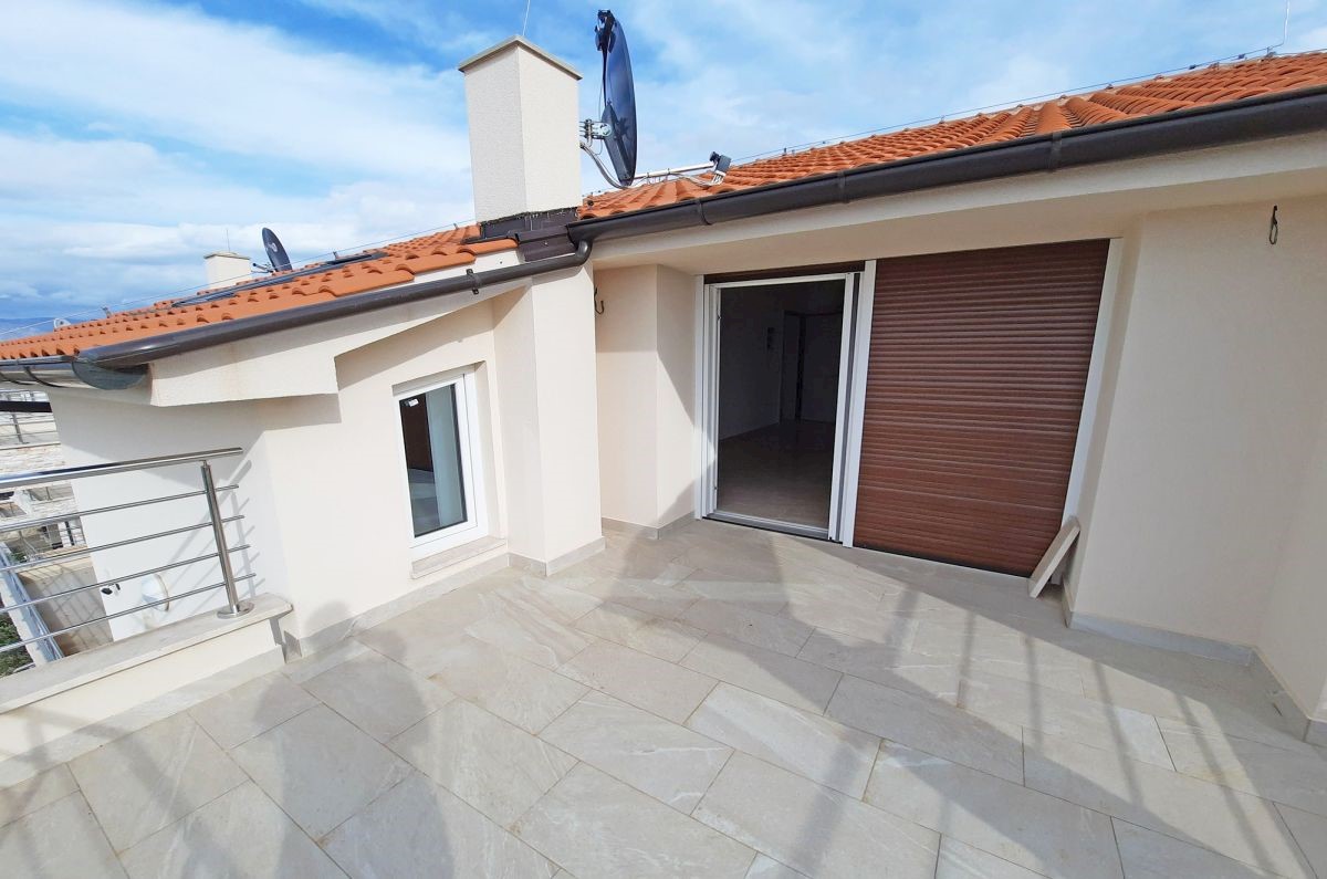 Apartma, prodaja, Njivice, Hrvatska, 67 m2, 320.000,00 EUR