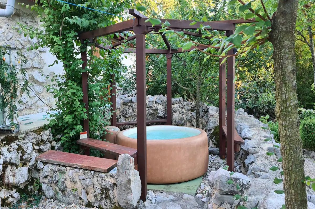 Stara kamnita hi&#353;a, prodaja, Dobrinj, Hrvatska, 100 m2, 525.000,00 EUR