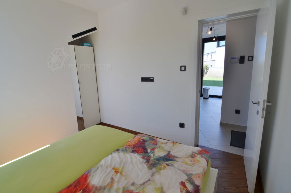 Hi&#353;a, prodaja, Malinska, Hrvatska, 180 m2, 1.300.000,00 EUR