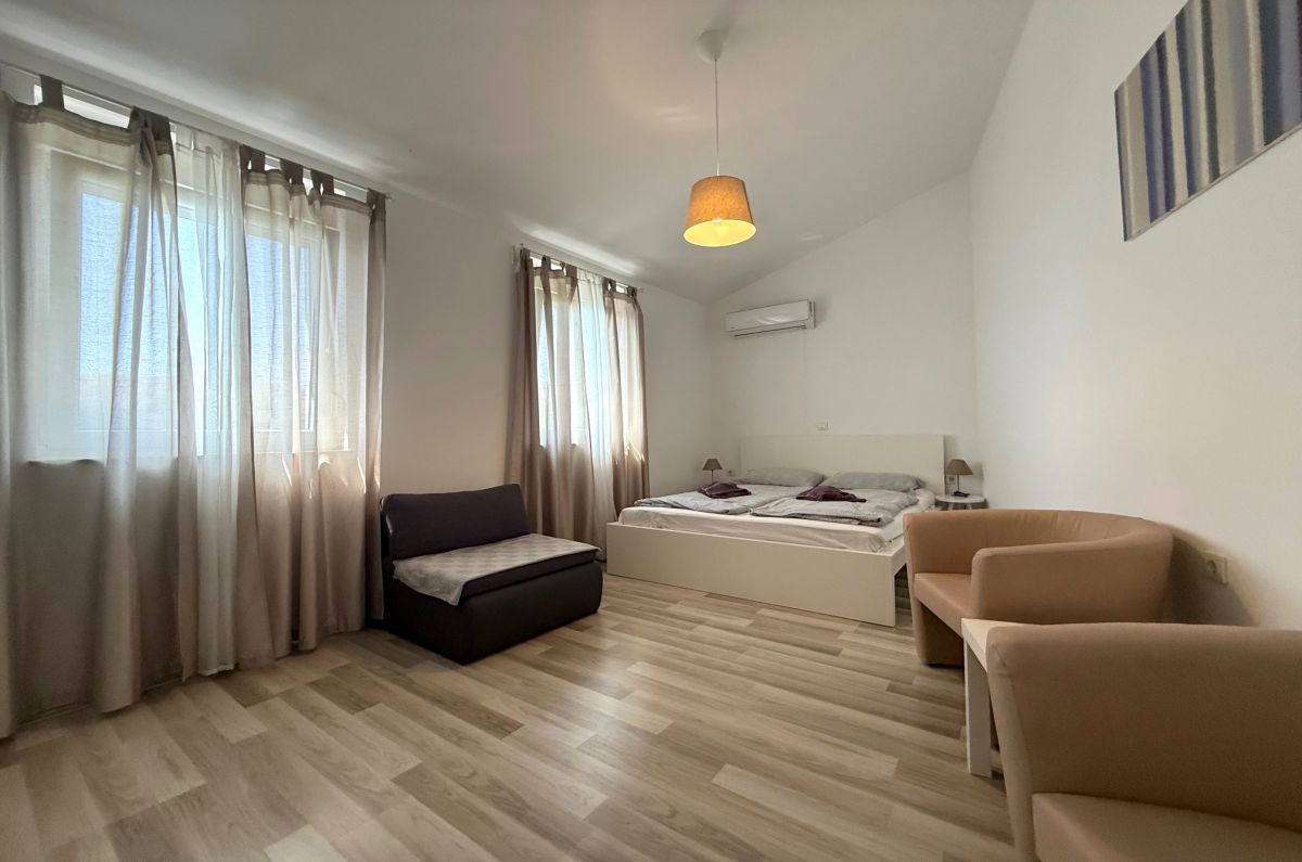 Hi&#353;a, prodaja, Baška, Hrvatska, 247 m2, 1.600.000,00 EUR