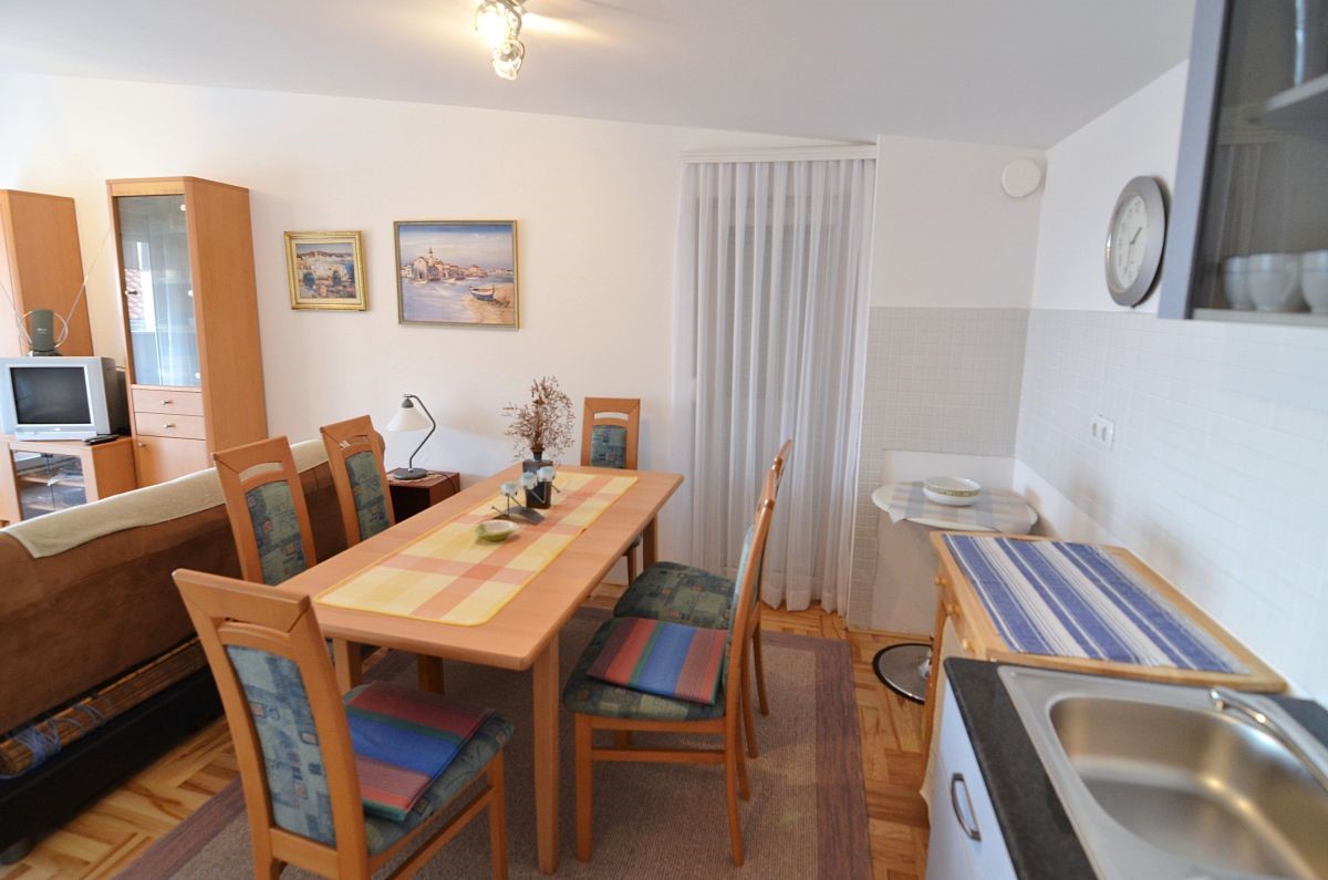 Apartma, prodaja, Mesto Krk, Hrvatska, 85 m2, 309.000,00 EUR