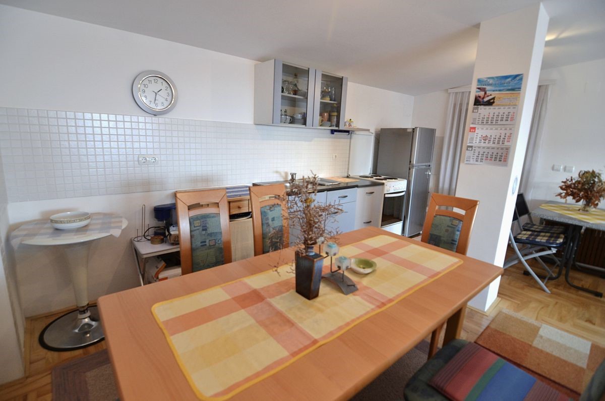 Apartma, prodaja, Mesto Krk, Hrvatska, 85 m2, 309.000,00 EUR