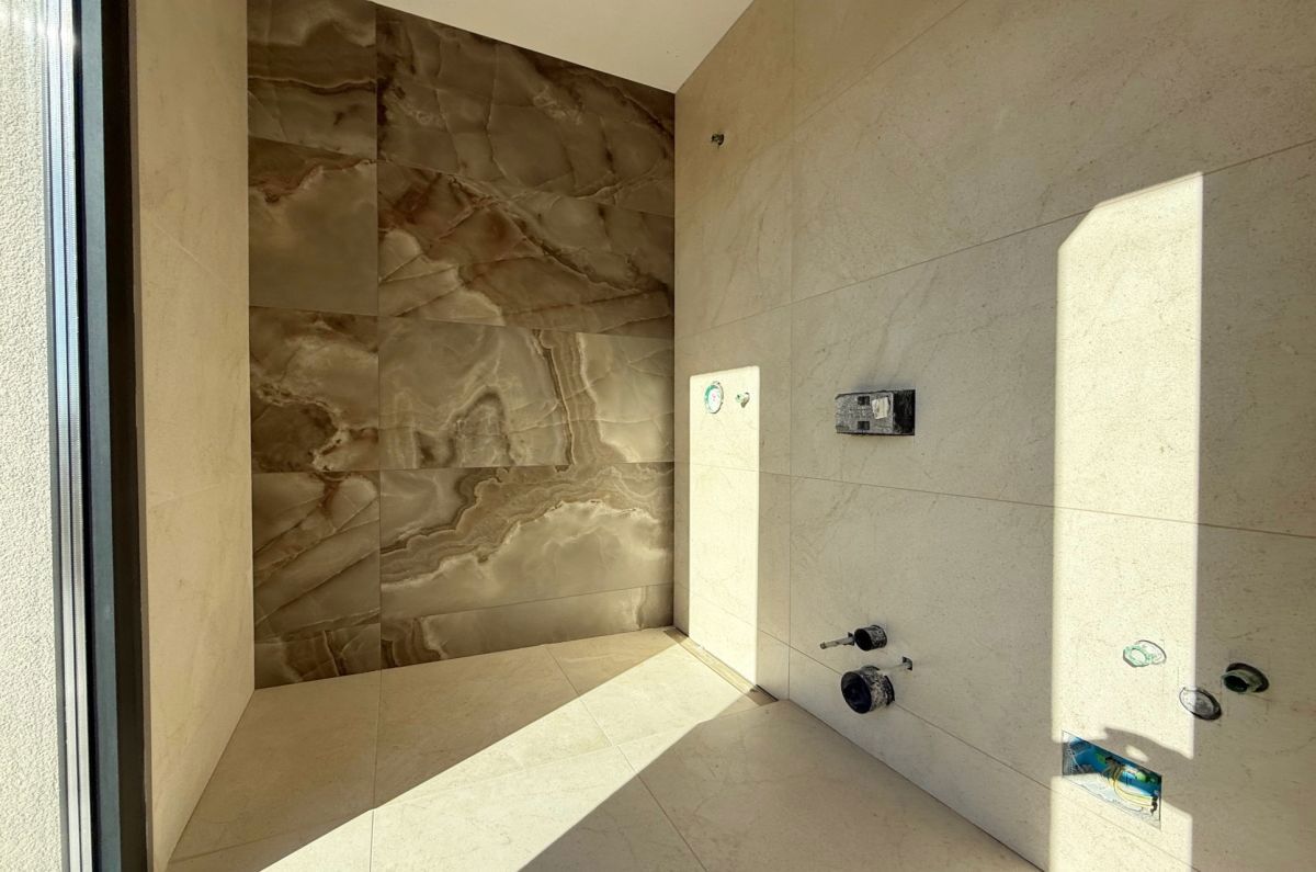 Apartma, prodaja, Mesto Krk, Hrvatska, 146 m2, 985.000,00 EUR