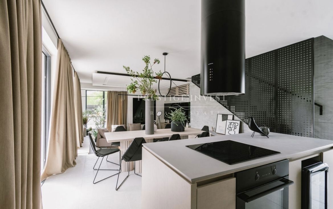 Hiša Vodice, 190m2