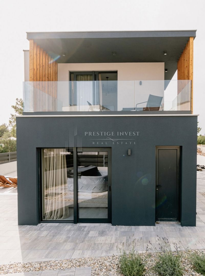 Hiša Vodice, 190m2