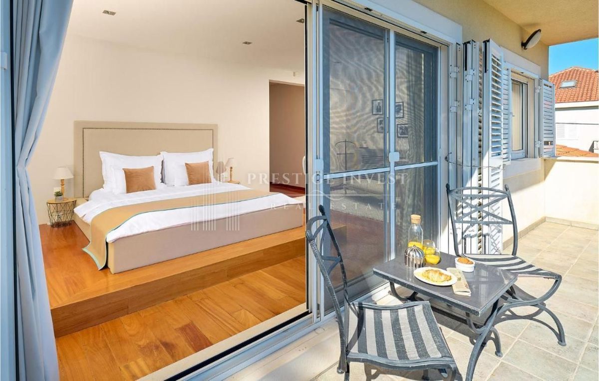 Hiša Grad, Split, 350m2