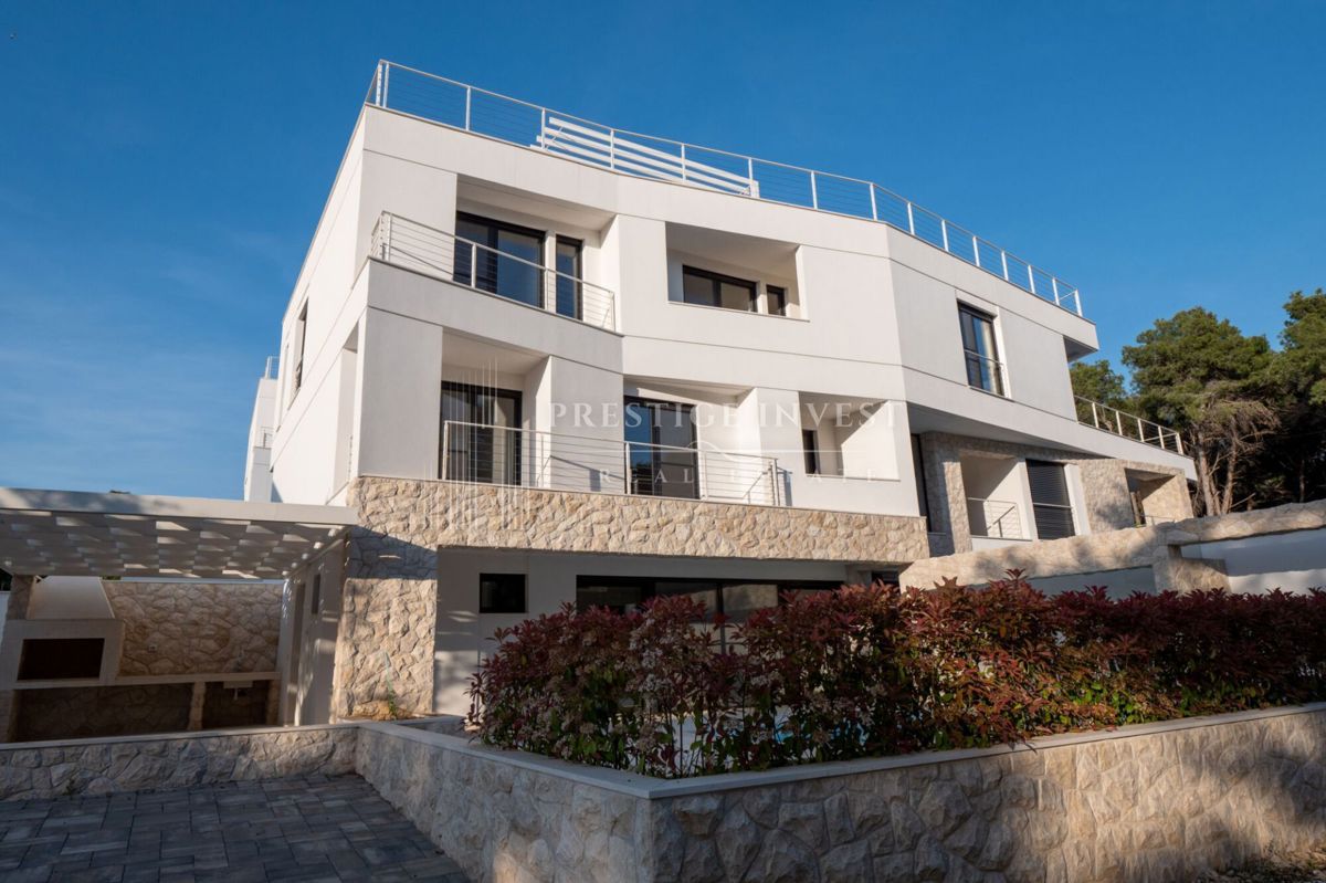 Stanovanje Kožino, Zadar - Okolica, 457,24m2