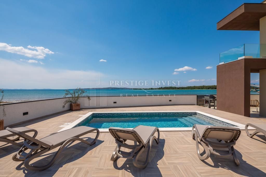 Hiša Privlaka, 180m2