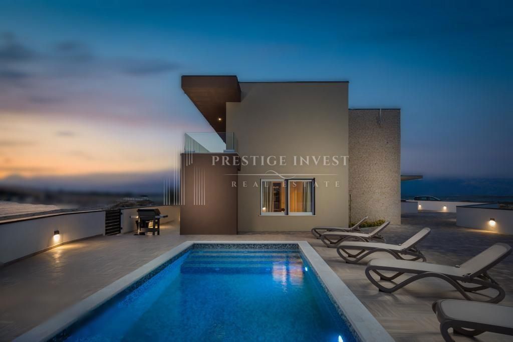Hiša Privlaka, 180m2