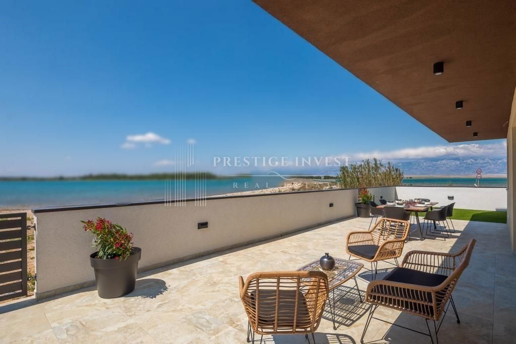 Hiša Privlaka, 180m2
