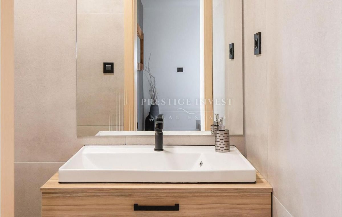 Hiša Privlaka, 180m2