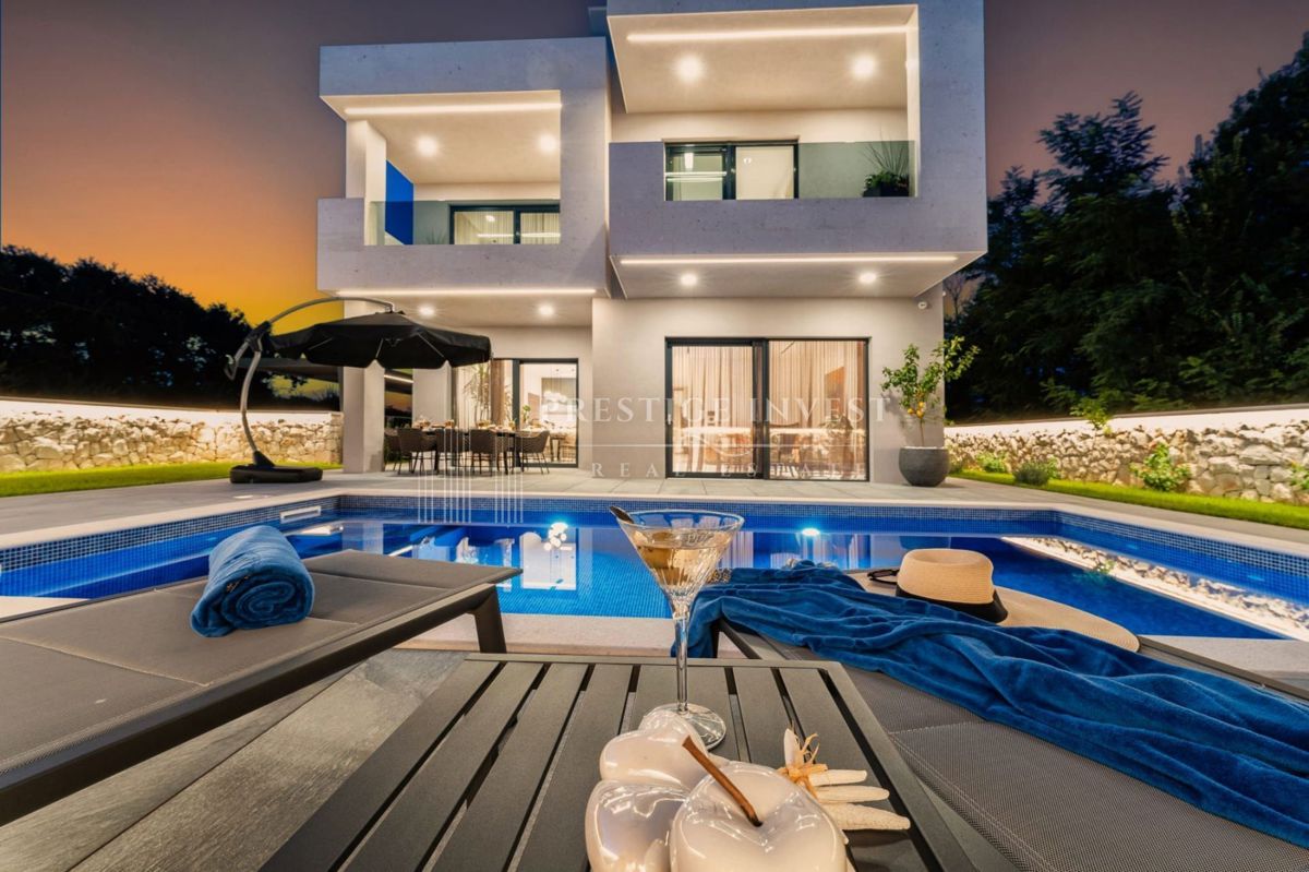 Hiša Privlaka, 370m2