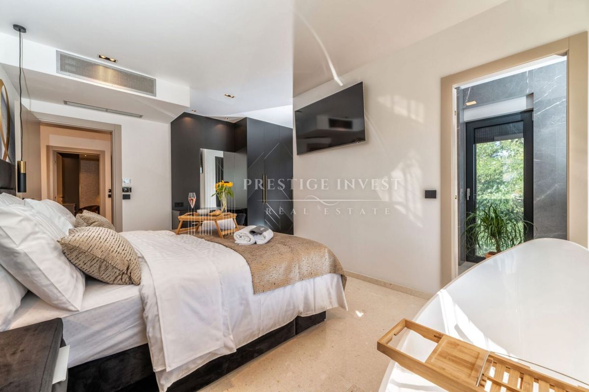 Hiša Privlaka, 370m2