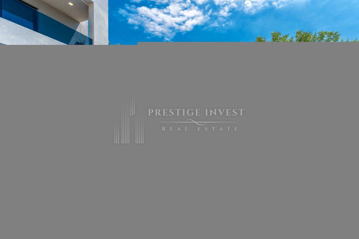 Hiša Privlaka, 370m2