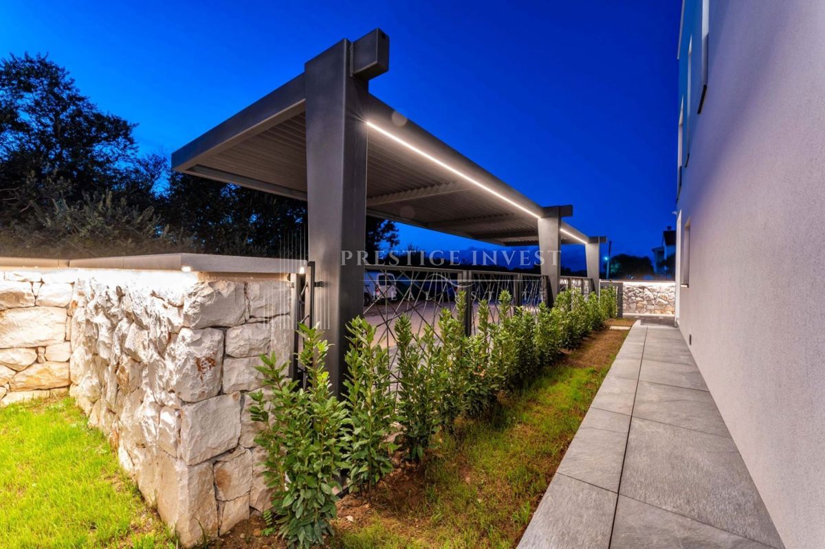 Hiša Privlaka, 370m2