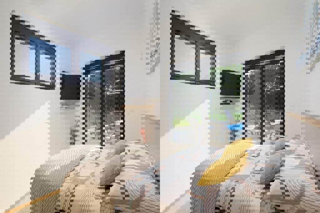 ROVINJ-PRODAMO PRITLIČNO PRITLIČNO HIŠO Z BAZENOM