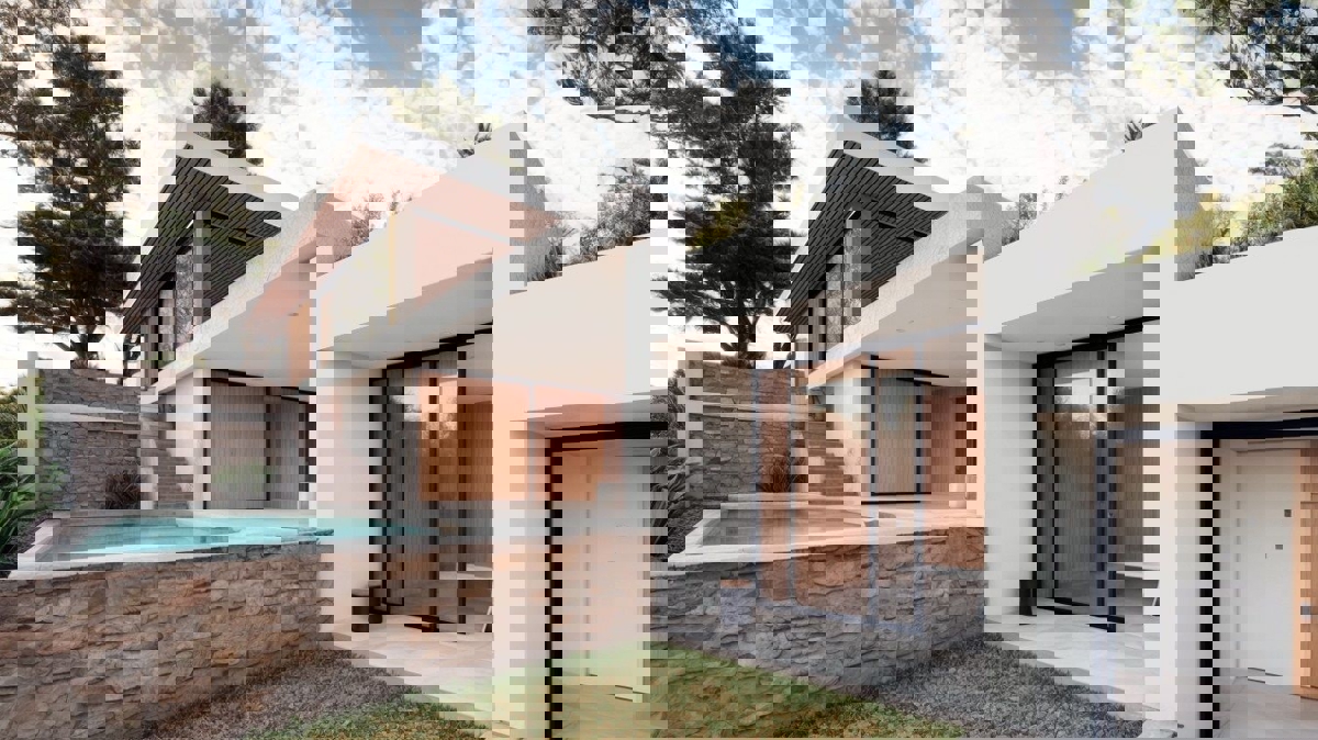 OKOLICA TARA - PRODAJA GRADBENEGA ZEMLJIŠČA Z IDEJNIM PROJEKTOM