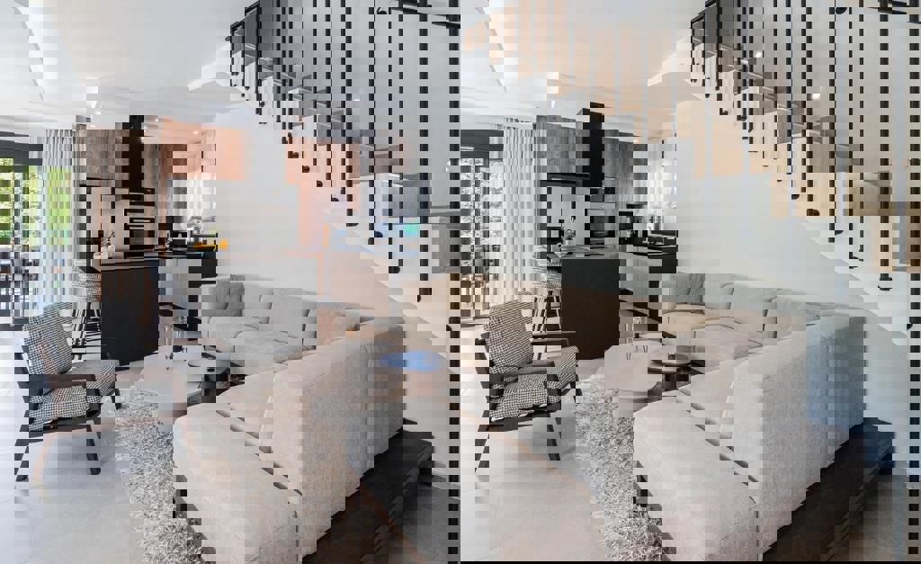 POREČ 2 KM-LUKSUZNA VILA Z BAZENOM PRODAM