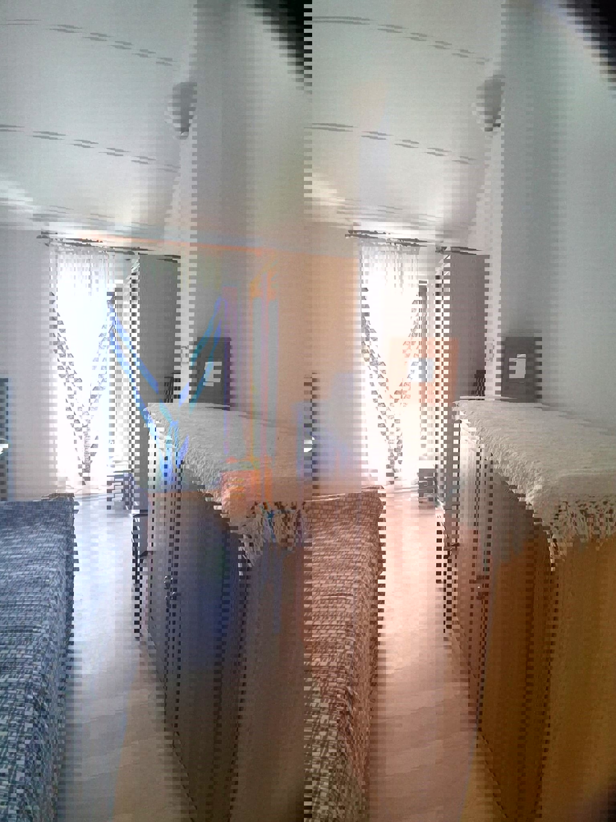 ČERVAR - STANOVANJE NAPRODAJ V 2. NADSTROPJU