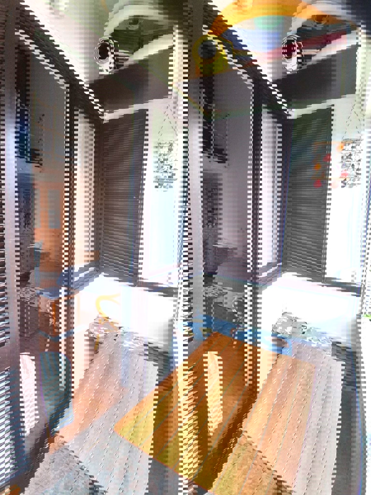ČERVAR - STANOVANJE NAPRODAJ V 2. NADSTROPJU