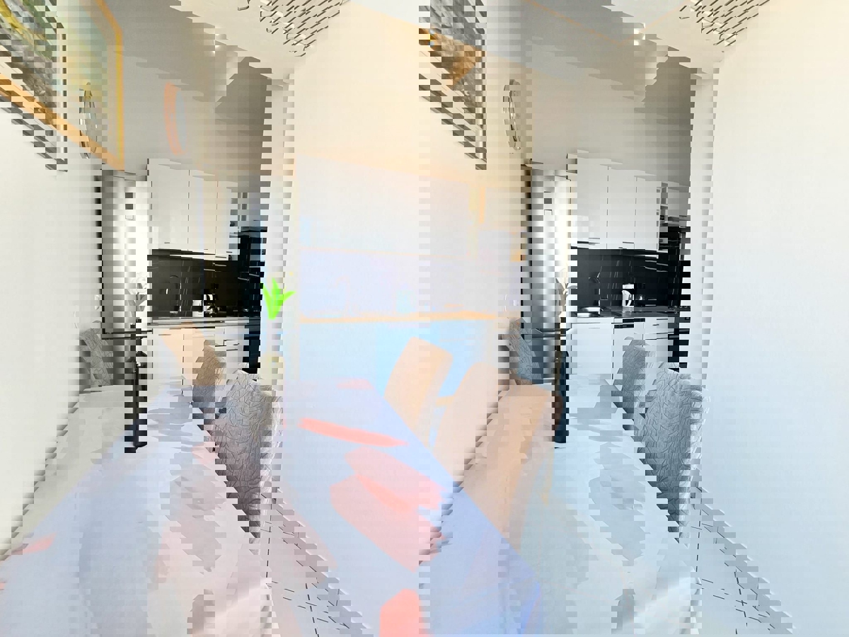 POREČ - APARTMA NA PRODAJ 300 M OD PLAŽE IN 500 M OD CENTRA POREČA