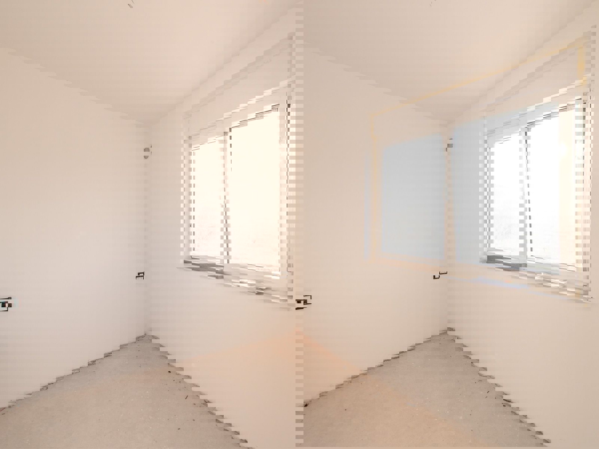 OKOLICA POREČA - STANOVANJA V GRADBI 1 KM OD MORJA Z DVIGALOM