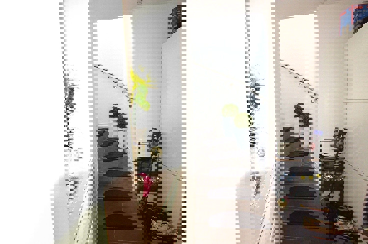 POREČ - PRODAJA MODERNE HIŠE S POGLEDOM NA MORJE