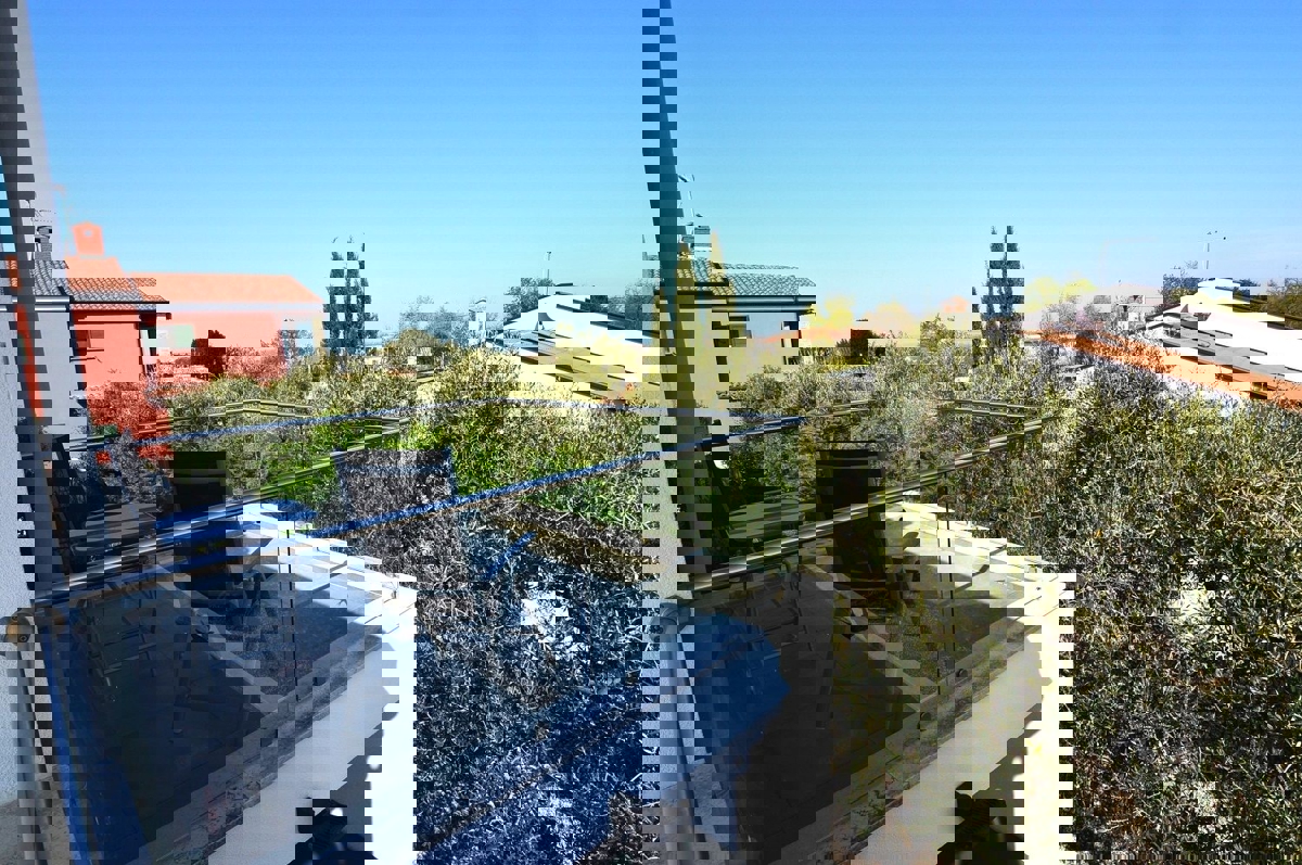 POREČ - PRODAJA MODERNE HIŠE S POGLEDOM NA MORJE