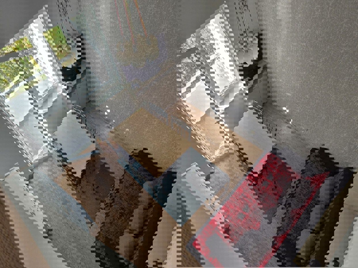 ČERVAR PORAT, PRENOVLJENO STANOVANJE NA PRODAJ 300 M OD PLAŽE