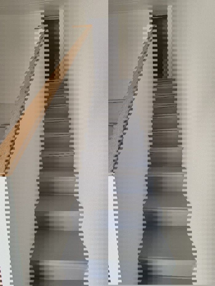 ČERVAR PORAT, PRENOVLJENO STANOVANJE NA PRODAJ 300 M OD PLAŽE