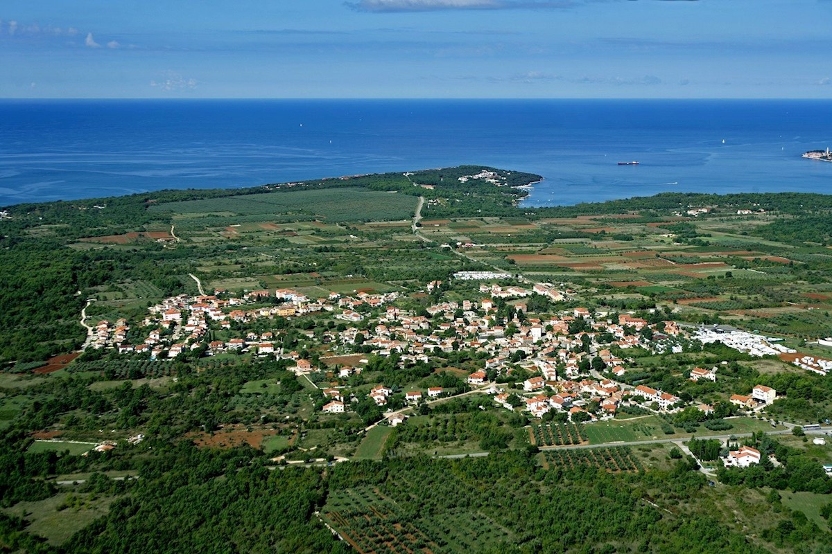 VABRIGA-ZAZIDLJIVO ZEMLJIŠČE POGLED NA MORJE