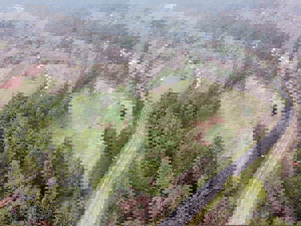 POREČ OKOLICA-33000 M2 ZEMLJIŠČE S PROJEKTOM ZA VILO 255 ​​M2