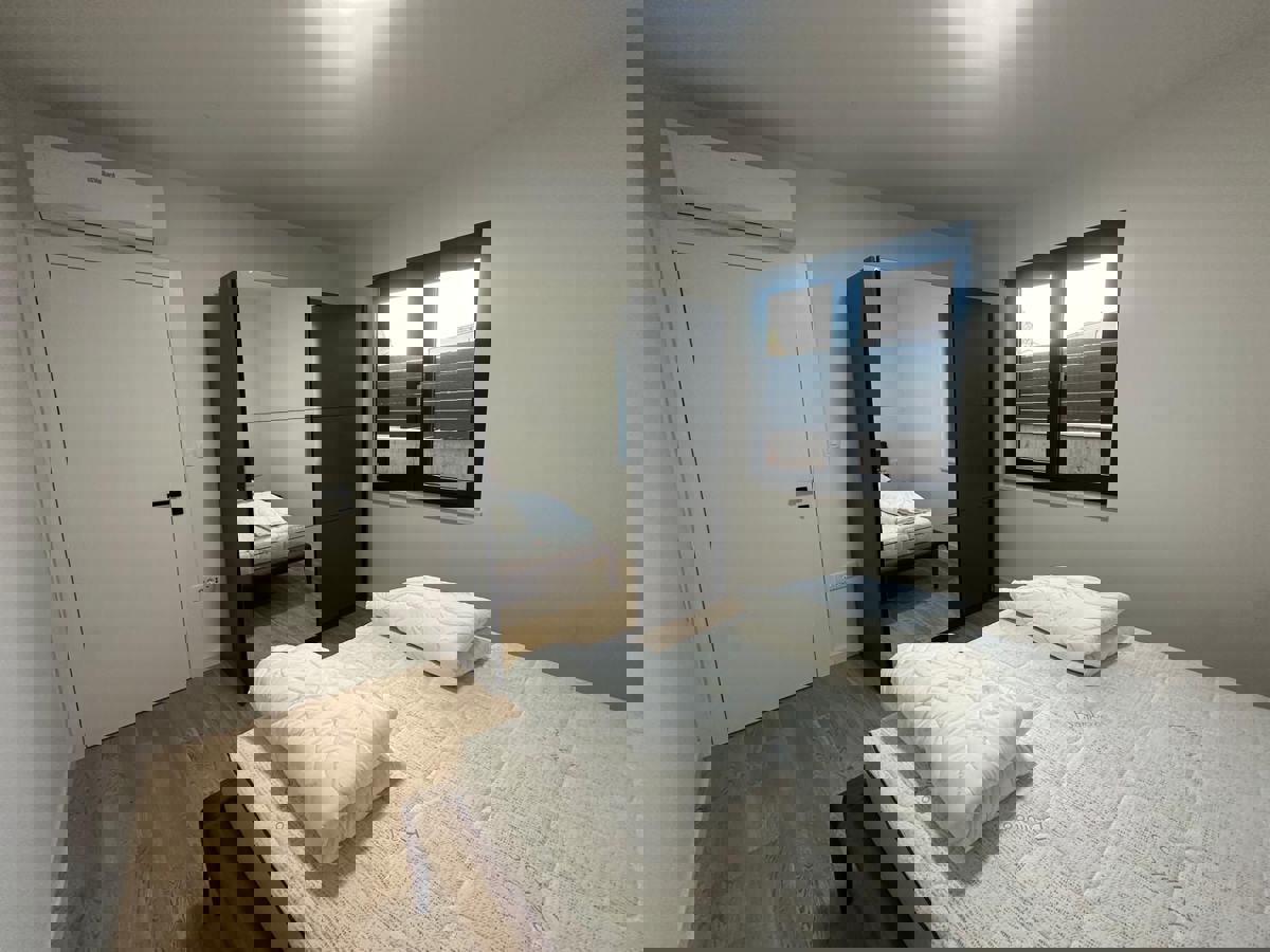 VABRIGA - PRITLIČNO STANOVANJE Z VRTOM NAPRODAJ