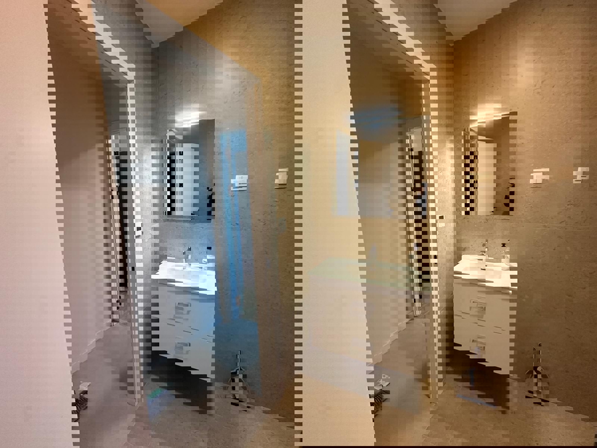 VABRIGA - PRITLIČNO STANOVANJE Z VRTOM NAPRODAJ