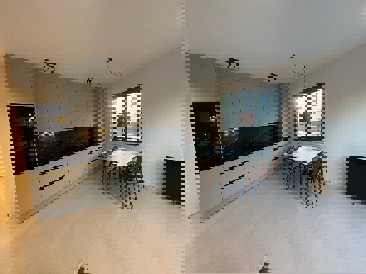 VABRIGA - PRITLIČNO STANOVANJE Z VRTOM NAPRODAJ