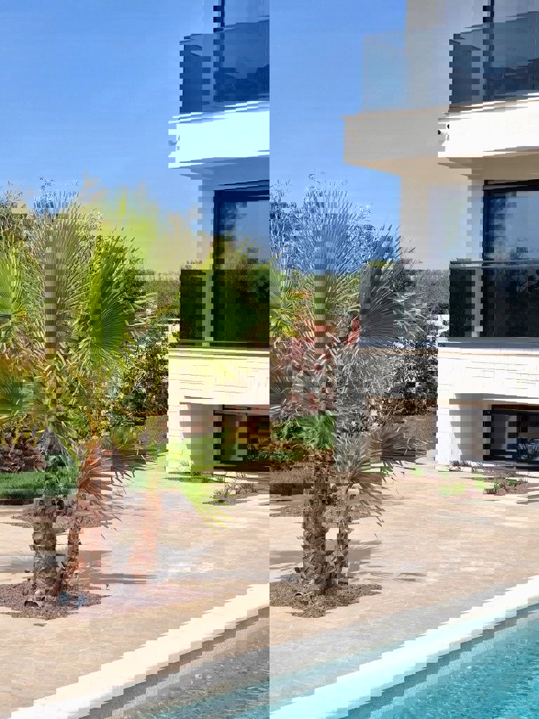 POREČ - PRODAMO LEPO MODERNO VILO