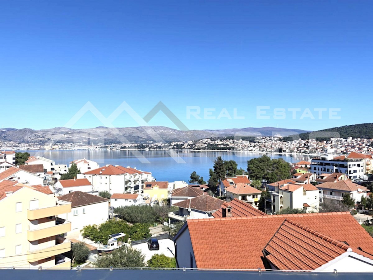 Nepremičnine Čiovo - Moderni in prostorni apartmaji na odlični lokaciji s pogledom na morje, naprodaj