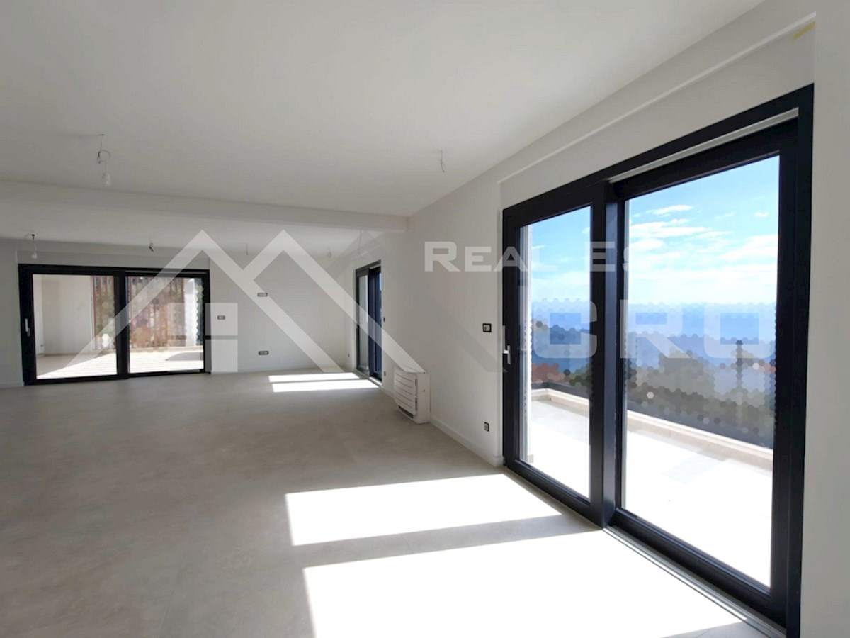 Nekretnine Čiovo - Izjemni penthouse apartmaji v moderni novogradnji z garažo in dvigalom, blizu morja in plaže, prodamo