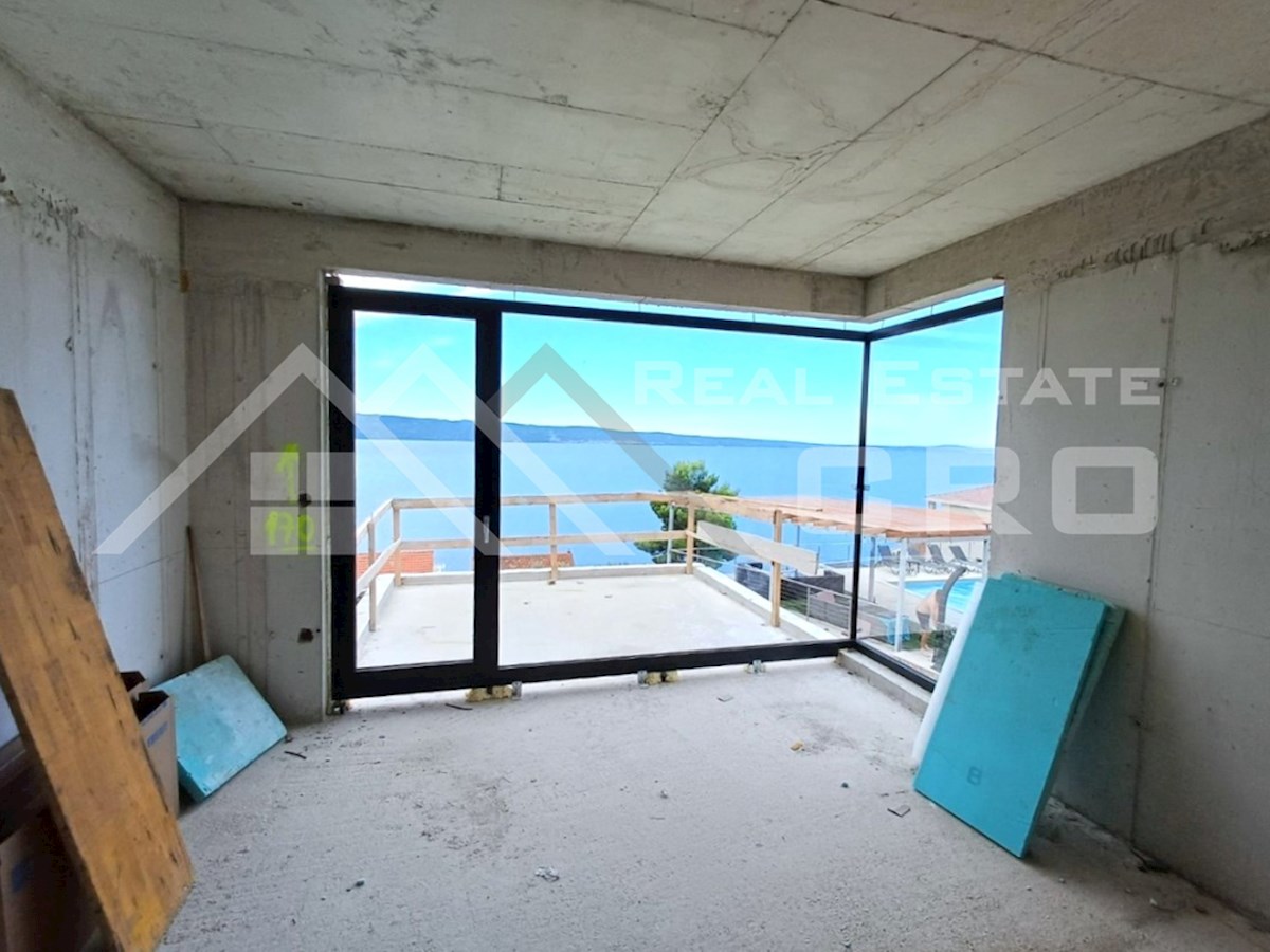 Nepremičnine Omiš – Luksuzna vila s panoramskim razgledom, v bližini morja, območje Omiša, prodamo