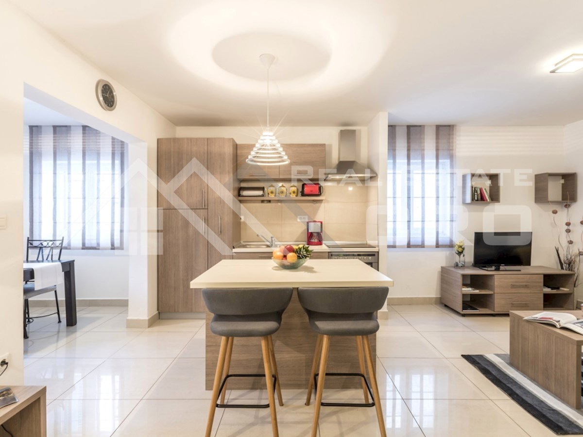 Nepremičnine Split - Opremljeno dupleks stanovanje v centru Splita, naprodaj