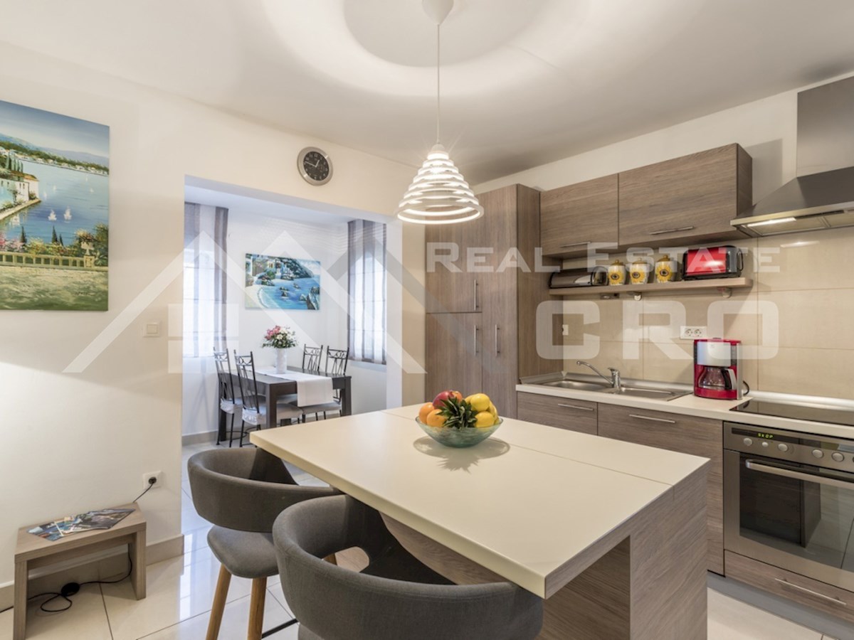 Nepremičnine Split - Opremljeno dupleks stanovanje v centru Splita, naprodaj