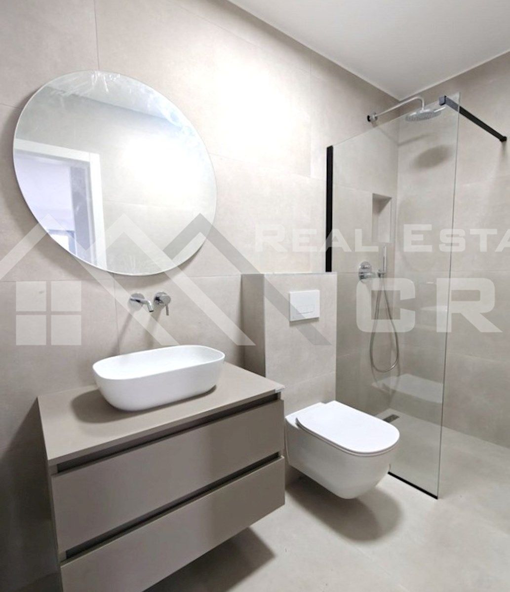 Nepremičnine Čiovo - Apartmaji v moderni novogradnji z garažo in dvigalom, blizu morja in plaže, prodamo