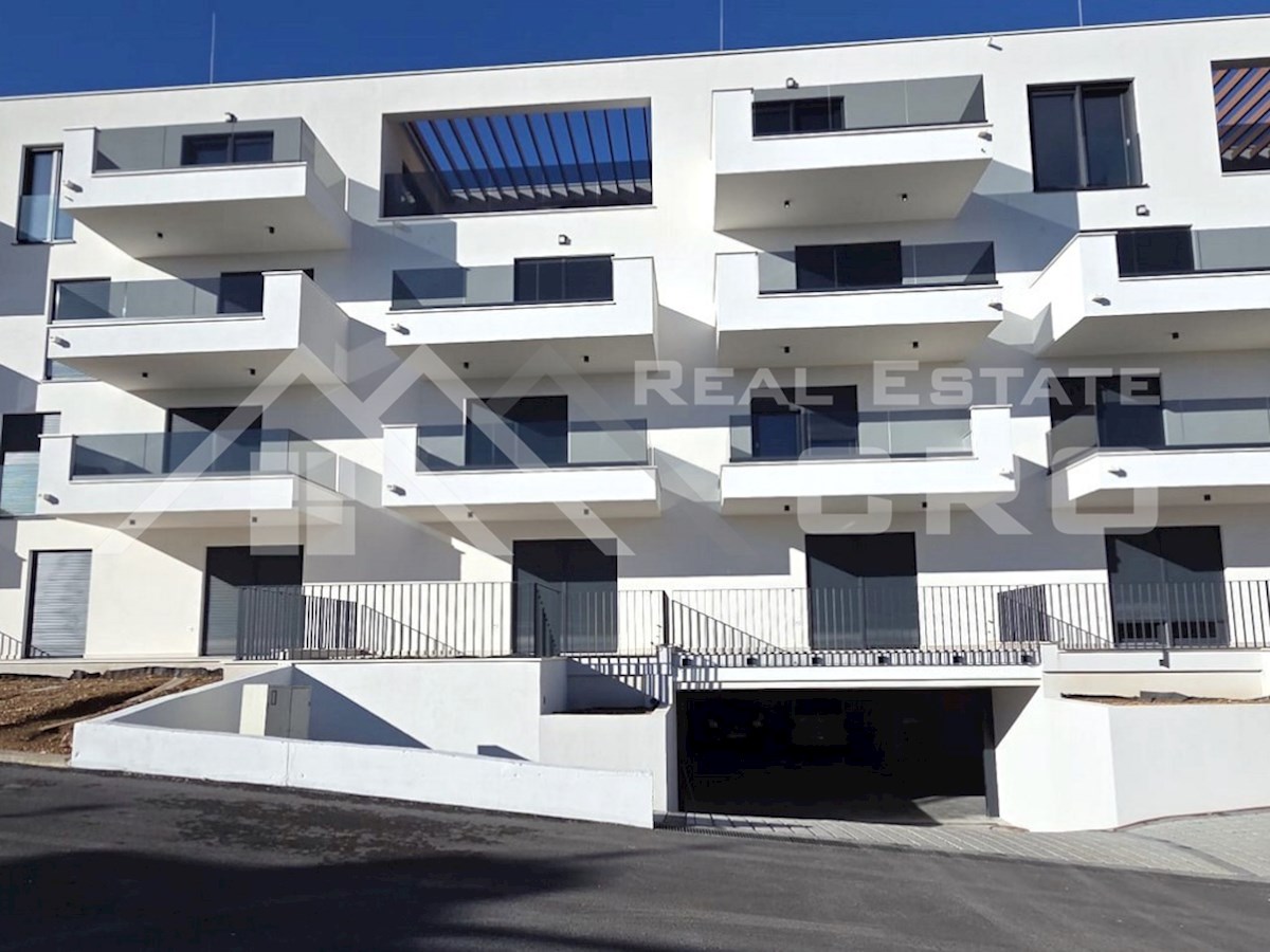 Nepremičnine Čiovo - Apartmaji v moderni novogradnji z garažo in dvigalom, blizu morja in plaže, prodamo