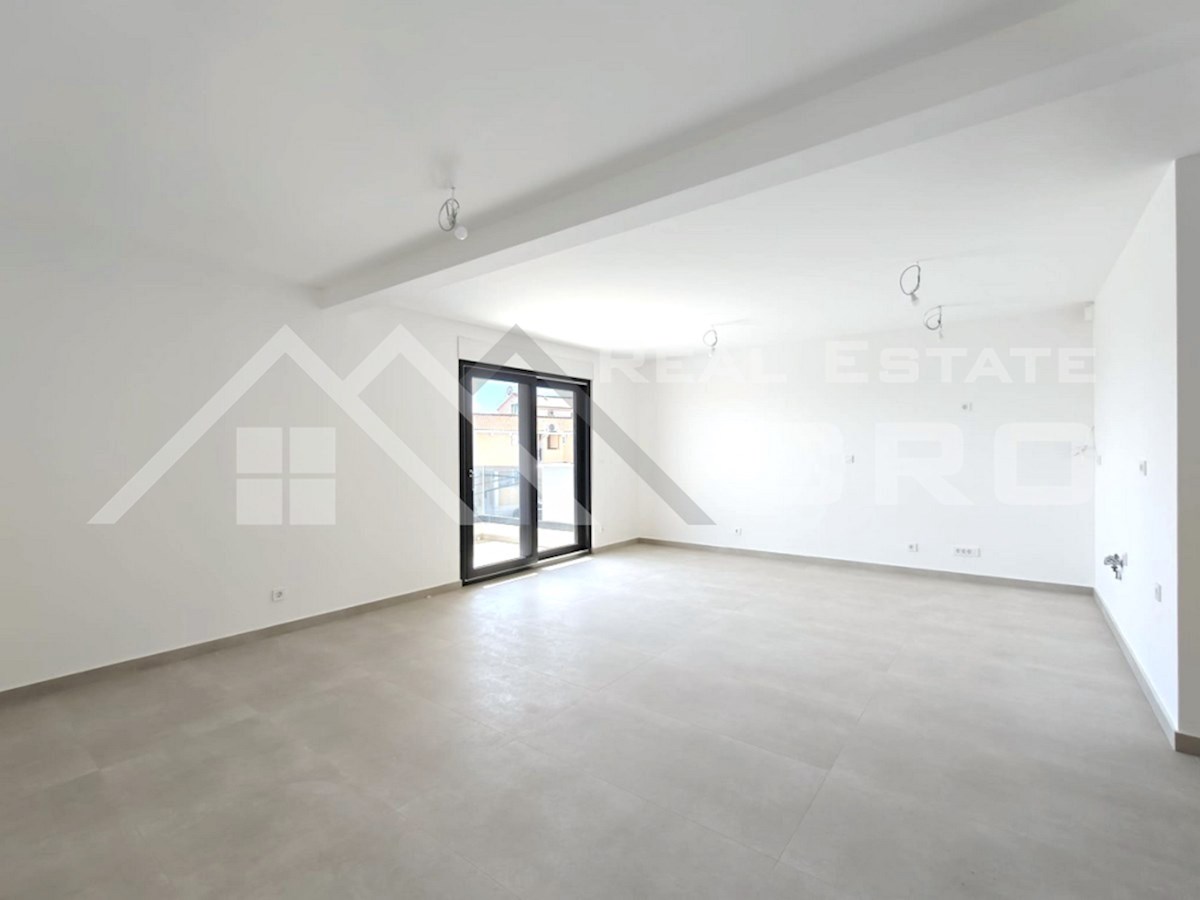 Nepremičnine Čiovo - Apartmaji v moderni novogradnji z garažo in dvigalom, blizu morja in plaže, prodamo