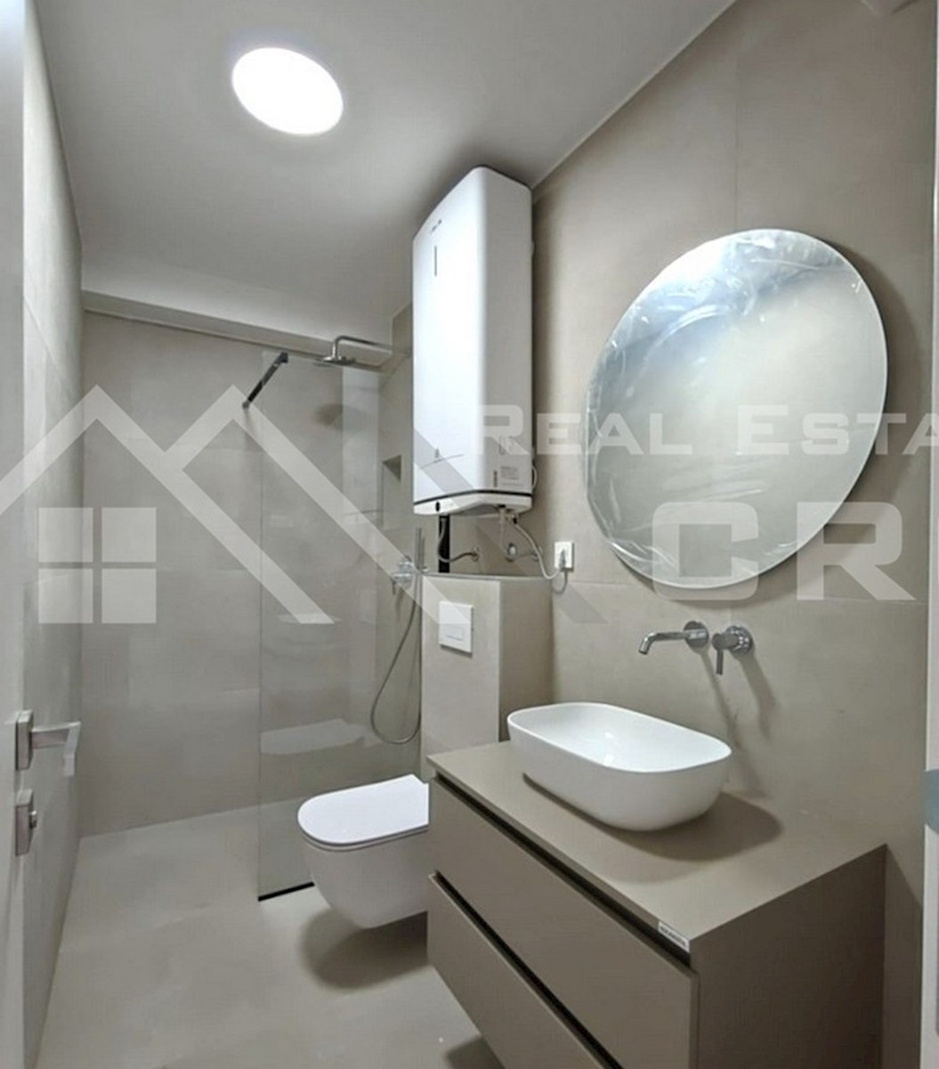 Nepremičnine Čiovo – Dvosobno stanovanje z razgledom na morje, v moderni novogradnji z dvigalom, naprodaj