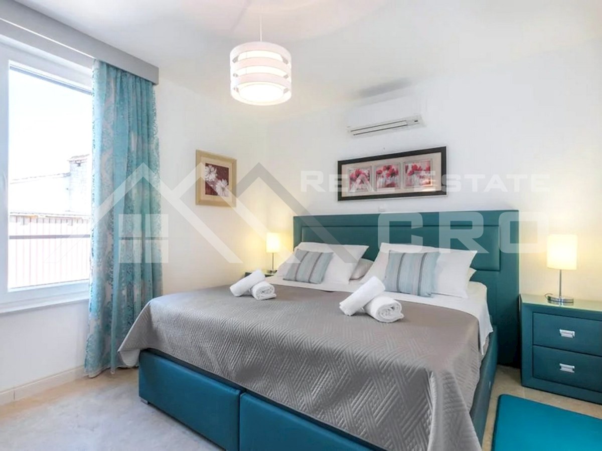 Nepremičnine Brač - Ekskluzivni štirinadstropni apartmaji s skupnim bazenom in čudovitim razgledom, naprodaj