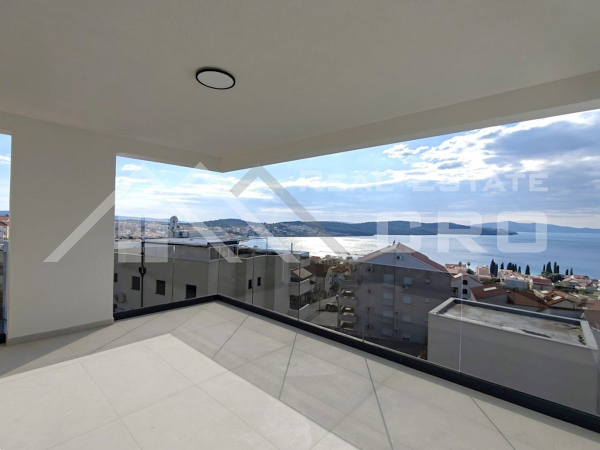 Nepremičnine Čiovo - Prostorni apartmaji v moderni novogradnji z dvigalom, naprodaj