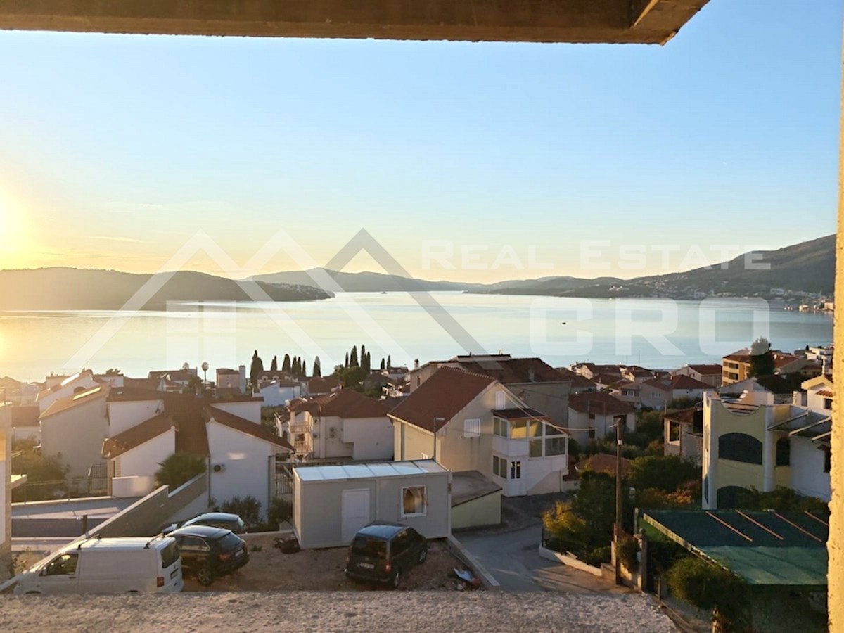 Nepremičnine Čiovo - Prostorni apartmaji v moderni novogradnji z dvigalom, naprodaj